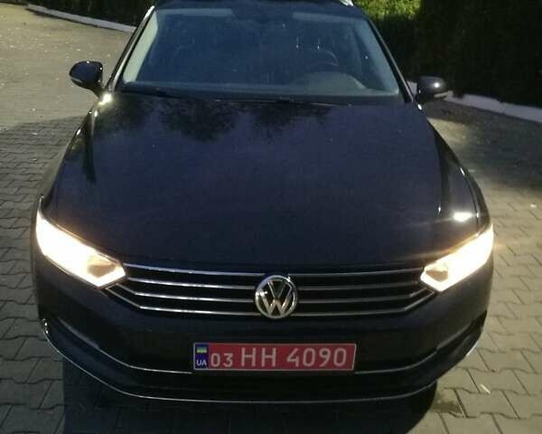 Черный Фольксваген Пассат, объемом двигателя 1.97 л и пробегом 263 тыс. км за 14900 $, фото 6 на Automoto.ua