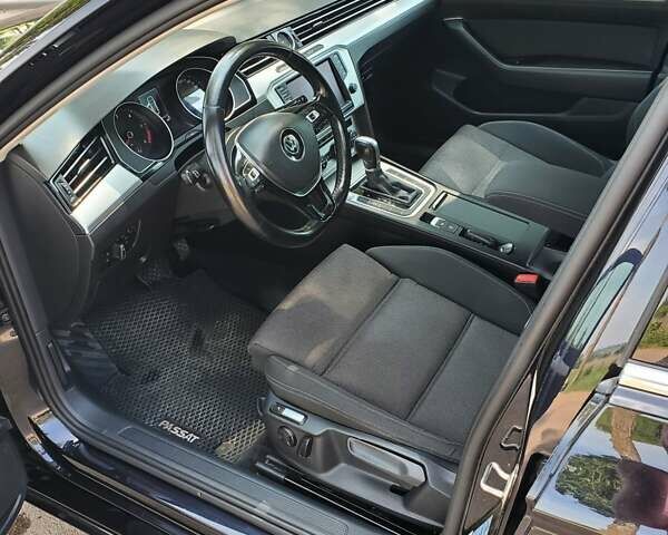 Фольксваген Пассат 2015 в Тростянец на Automoto.ua Черный Фольксваген Пассат, объемом двигателя 1.97 л и пробегом 333 тыс. км за 13500 $, фото 6 на Automoto.ua
