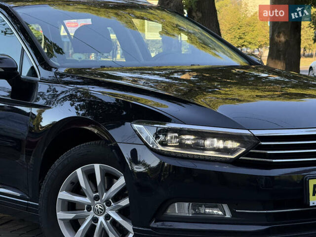 Черный Фольксваген Пассат, объемом двигателя 1.6 л и пробегом 217 тыс. км за 13999 $, фото 8 на Automoto.ua