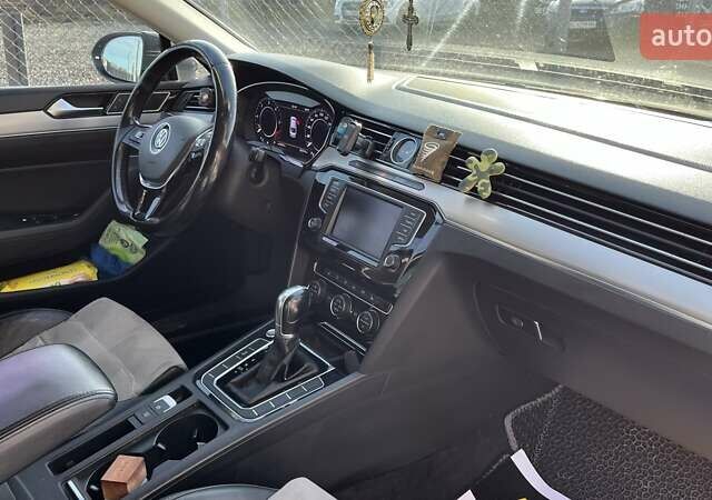 Черный Фольксваген Пассат, объемом двигателя 1.97 л и пробегом 252 тыс. км за 16950 $, фото 22 на Automoto.ua