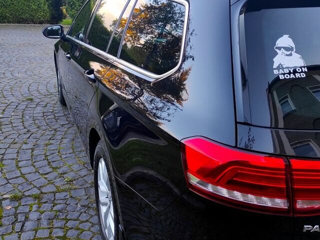 Черный Фольксваген Пассат, объемом двигателя 2 л и пробегом 254 тыс. км за 15000 $, фото 2 на Automoto.ua