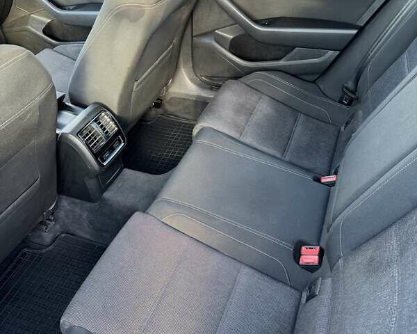 Черный Фольксваген Пассат, объемом двигателя 1.6 л и пробегом 361 тыс. км за 12000 $, фото 21 на Automoto.ua