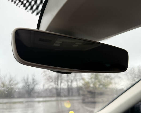 Черный Фольксваген Пассат, объемом двигателя 1.97 л и пробегом 295 тыс. км за 14000 $, фото 33 на Automoto.ua