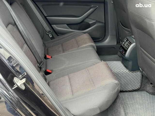 Черный Фольксваген Пассат, объемом двигателя 2 л и пробегом 243 тыс. км за 16490 $, фото 23 на Automoto.ua