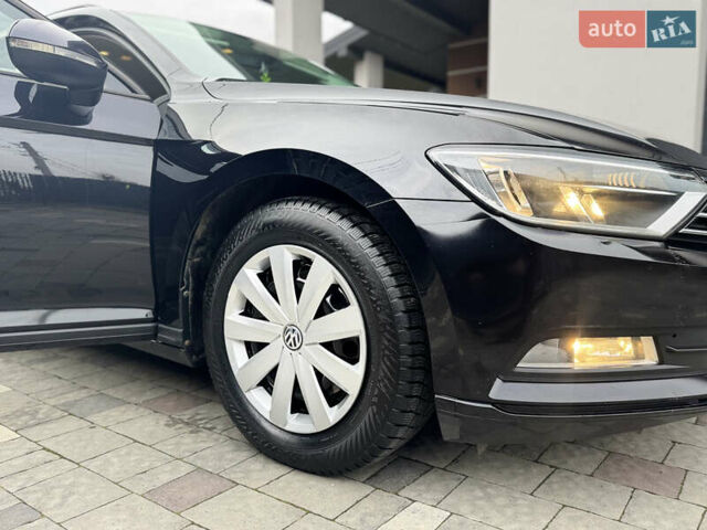 Черный Фольксваген Пассат, объемом двигателя 1.6 л и пробегом 256 тыс. км за 11900 $, фото 46 на Automoto.ua