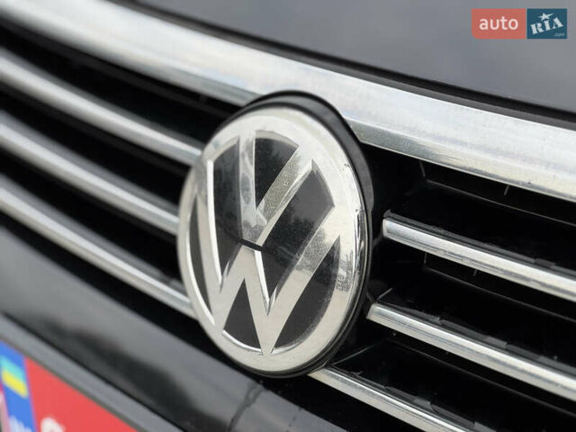 Черный Фольксваген Пассат, объемом двигателя 2 л и пробегом 277 тыс. км за 16499 $, фото 5 на Automoto.ua