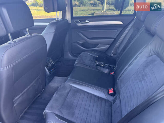 Чорний Фольксваген Пассат, об'ємом двигуна 1.6 л та пробігом 232 тис. км за 13300 $, фото 11 на Automoto.ua