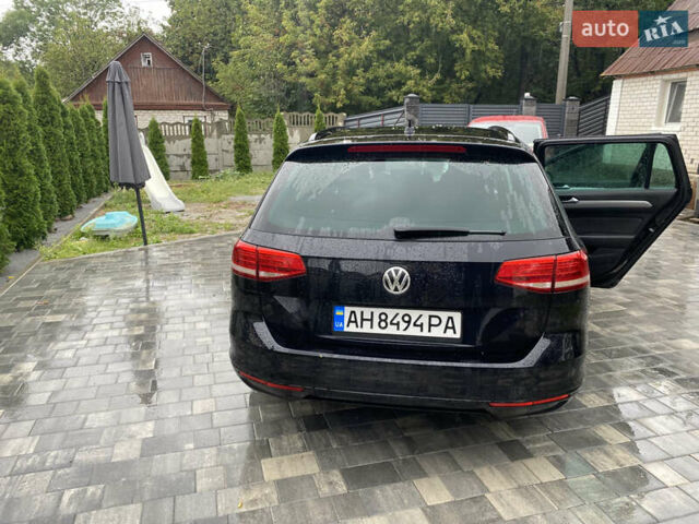 Черный Фольксваген Пассат, объемом двигателя 1.6 л и пробегом 214 тыс. км за 13200 $, фото 1 на Automoto.ua