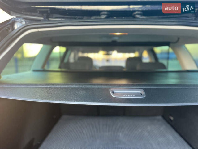 Черный Фольксваген Пассат, объемом двигателя 1.6 л и пробегом 264 тыс. км за 11399 $, фото 30 на Automoto.ua