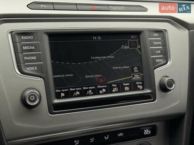 Черный Фольксваген Пассат, объемом двигателя 2 л и пробегом 292 тыс. км за 13900 $, фото 51 на Automoto.ua