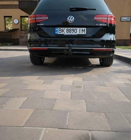 Черный Фольксваген Пассат, объемом двигателя 1.6 л и пробегом 292 тыс. км за 13100 $, фото 41 на Automoto.ua