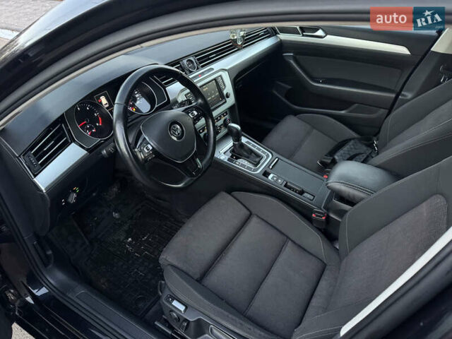 Черный Фольксваген Пассат, объемом двигателя 2 л и пробегом 314 тыс. км за 11600 $, фото 8 на Automoto.ua