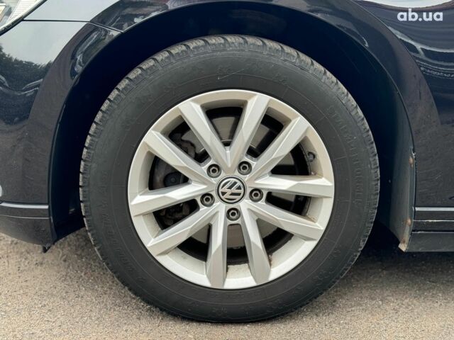 Черный Фольксваген Пассат, объемом двигателя 2 л и пробегом 243 тыс. км за 16490 $, фото 13 на Automoto.ua