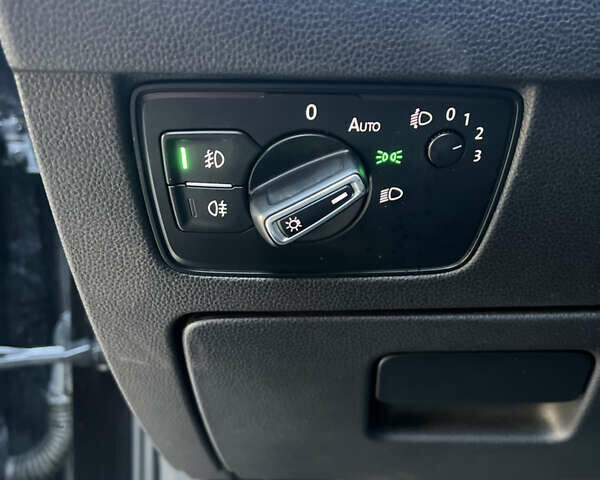 Черный Фольксваген Пассат, объемом двигателя 1.6 л и пробегом 264 тыс. км за 11399 $, фото 26 на Automoto.ua