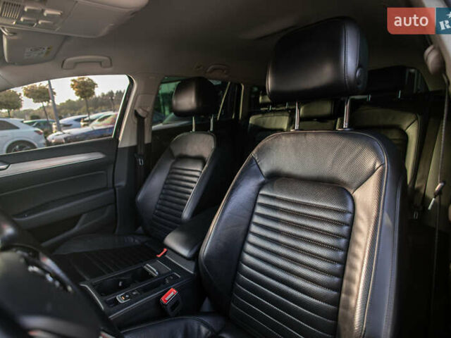 Черный Фольксваген Пассат, объемом двигателя 1.97 л и пробегом 250 тыс. км за 16500 $, фото 14 на Automoto.ua