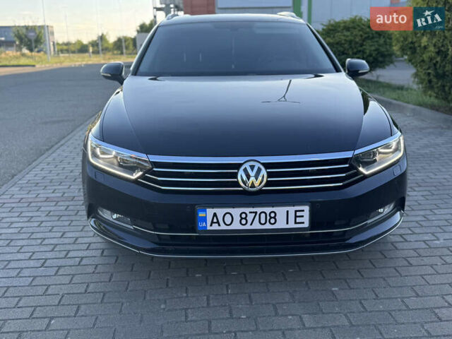 Черный Фольксваген Пассат, объемом двигателя 1.6 л и пробегом 233 тыс. км за 13200 $, фото 1 на Automoto.ua