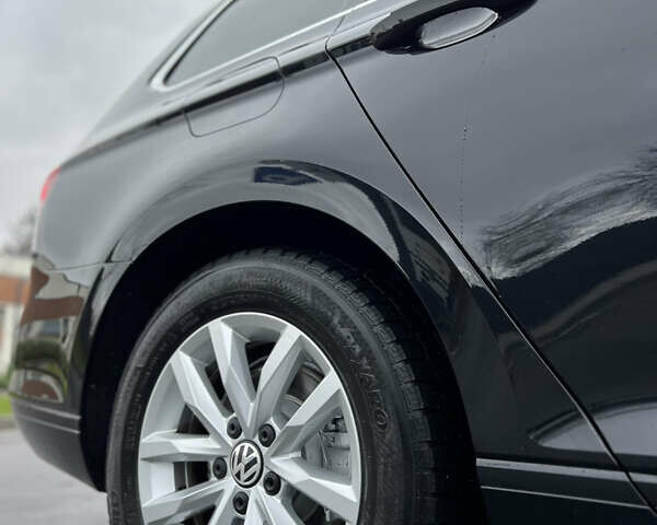 Черный Фольксваген Пассат, объемом двигателя 1.6 л и пробегом 325 тыс. км за 12600 $, фото 13 на Automoto.ua