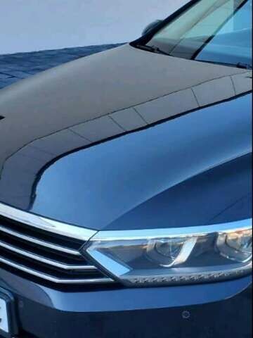 Черный Фольксваген Пассат, объемом двигателя 1.97 л и пробегом 260 тыс. км за 15800 $, фото 2 на Automoto.ua