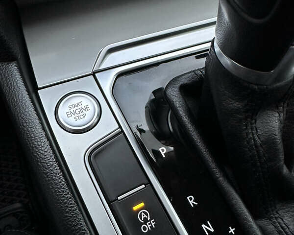 Фольксваген Пассат 2015 в Стрые на Automoto.ua Черный Фольксваген Пассат, объемом двигателя 1.6 л и пробегом 280 тыс. км за 11950 $, фото 30 на Automoto.ua