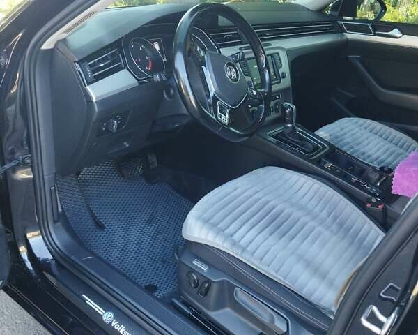 Черный Фольксваген Пассат, объемом двигателя 1.97 л и пробегом 258 тыс. км за 16700 $, фото 6 на Automoto.ua