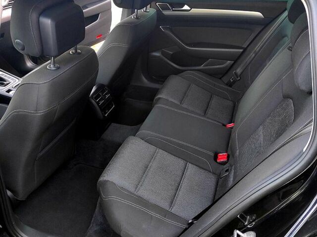 Черный Фольксваген Пассат, объемом двигателя 2 л и пробегом 254 тыс. км за 15000 $, фото 8 на Automoto.ua