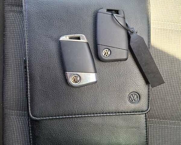 Черный Фольксваген Пассат, объемом двигателя 1.97 л и пробегом 315 тыс. км за 13500 $, фото 11 на Automoto.ua