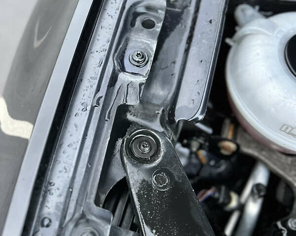 Черный Фольксваген Пассат, объемом двигателя 1.6 л и пробегом 325 тыс. км за 12600 $, фото 65 на Automoto.ua