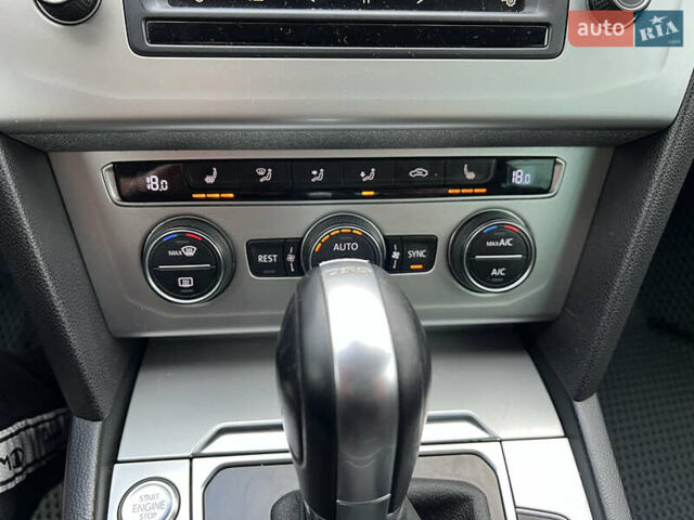 Чорний Фольксваген Пассат, об'ємом двигуна 1.6 л та пробігом 265 тис. км за 11350 $, фото 44 на Automoto.ua