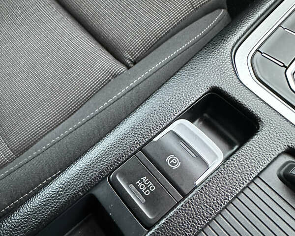 Фольксваген Пассат 2015 в Стрые на Automoto.ua Черный Фольксваген Пассат, объемом двигателя 1.6 л и пробегом 280 тыс. км за 11950 $, фото 29 на Automoto.ua