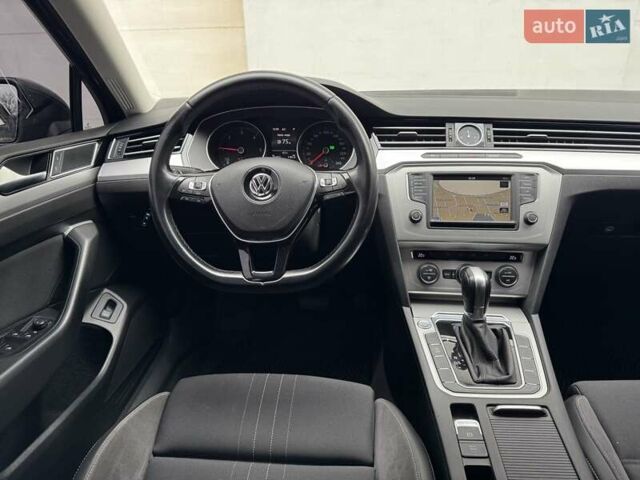 Черный Фольксваген Пассат, объемом двигателя 2 л и пробегом 292 тыс. км за 13900 $, фото 38 на Automoto.ua