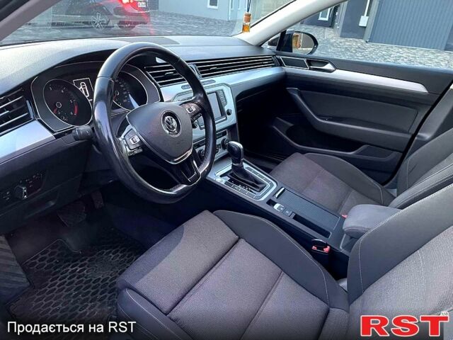 Черный Фольксваген Пассат, объемом двигателя 2 л и пробегом 245 тыс. км за 13500 $, фото 10 на Automoto.ua