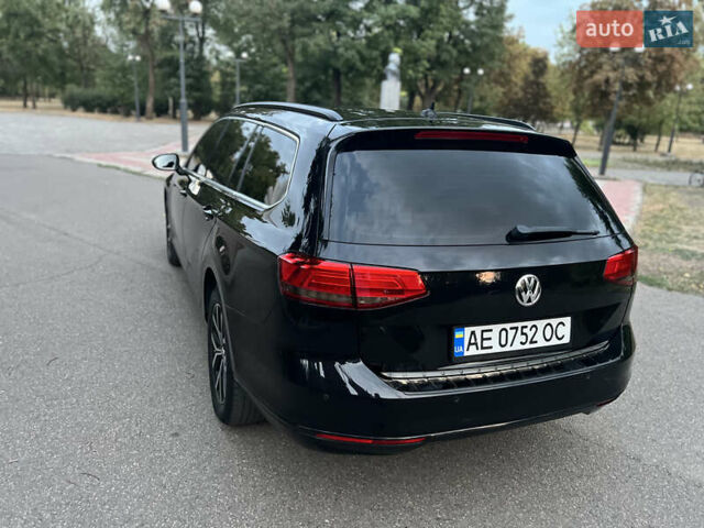 Черный Фольксваген Пассат, объемом двигателя 1.97 л и пробегом 185 тыс. км за 14499 $, фото 6 на Automoto.ua