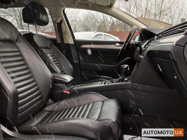 Черный Фольксваген Пассат, объемом двигателя 2 л и пробегом 280 тыс. км за 13600 $, фото 16 на Automoto.ua