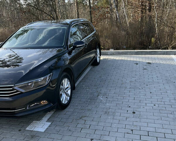 Черный Фольксваген Пассат, объемом двигателя 1.6 л и пробегом 335 тыс. км за 11500 $, фото 2 на Automoto.ua