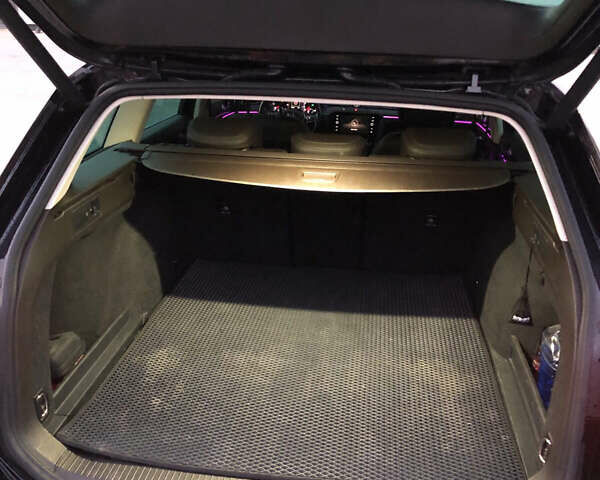 Черный Фольксваген Пассат, объемом двигателя 1.97 л и пробегом 300 тыс. км за 15650 $, фото 11 на Automoto.ua