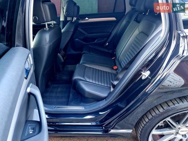 Черный Фольксваген Пассат, объемом двигателя 2 л и пробегом 215 тыс. км за 19500 $, фото 30 на Automoto.ua