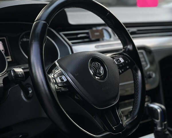 Черный Фольксваген Пассат, объемом двигателя 2 л и пробегом 255 тыс. км за 15900 $, фото 39 на Automoto.ua