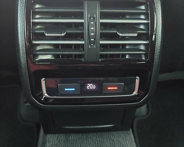 Чорний Фольксваген Пассат, об'ємом двигуна 1.97 л та пробігом 319 тис. км за 13999 $, фото 38 на Automoto.ua