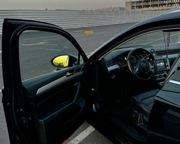 Черный Фольксваген Пассат, объемом двигателя 1.6 л и пробегом 195 тыс. км за 16000 $, фото 8 на Automoto.ua