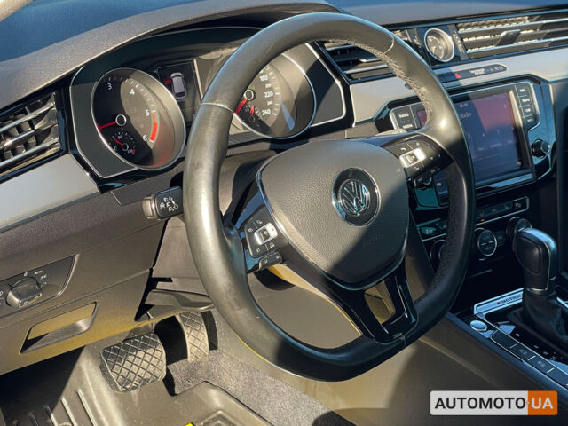 Чорний Фольксваген Пассат, об'ємом двигуна 2 л та пробігом 151 тис. км за 19900 $, фото 11 на Automoto.ua