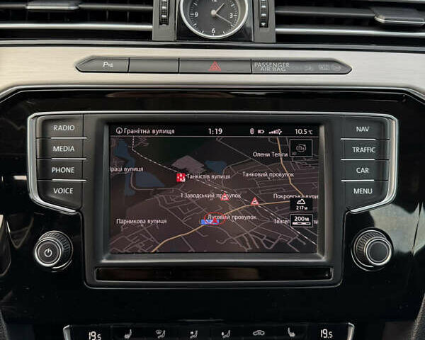 Чорний Фольксваген Пассат, об'ємом двигуна 2 л та пробігом 260 тис. км за 16700 $, фото 51 на Automoto.ua