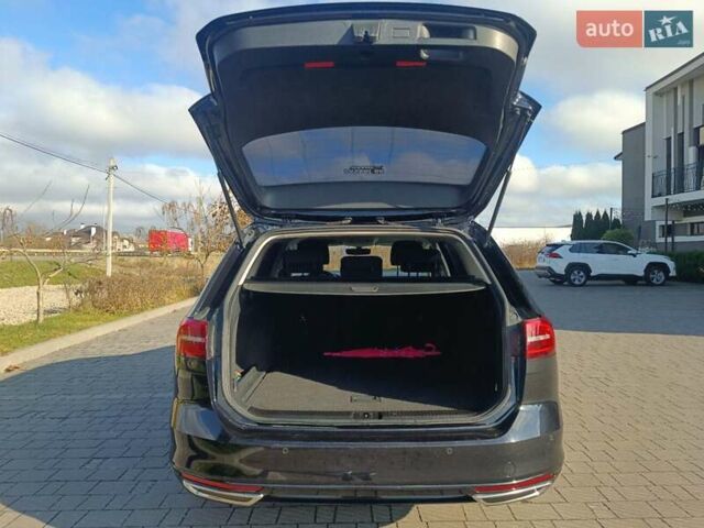 Черный Фольксваген Пассат, объемом двигателя 2 л и пробегом 240 тыс. км за 16499 $, фото 14 на Automoto.ua