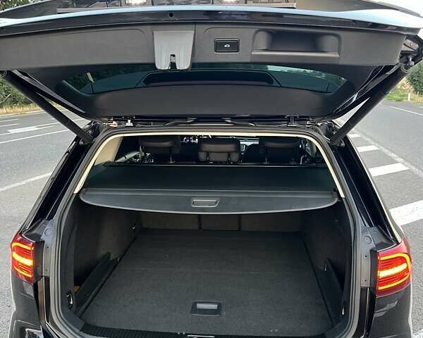 Черный Фольксваген Пассат, объемом двигателя 1.97 л и пробегом 370 тыс. км за 15500 $, фото 70 на Automoto.ua