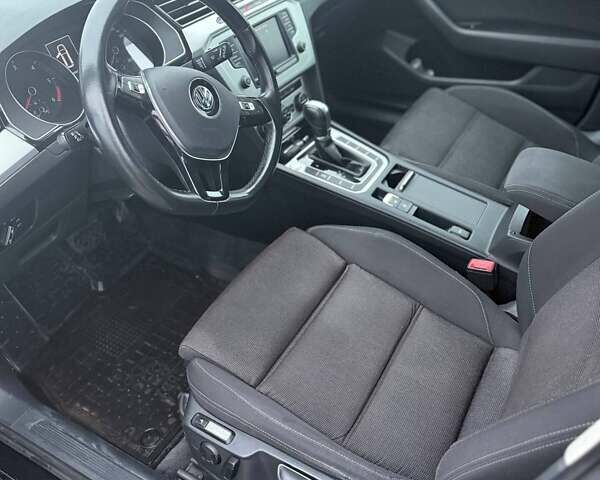 Черный Фольксваген Пассат, объемом двигателя 1.97 л и пробегом 251 тыс. км за 15500 $, фото 12 на Automoto.ua