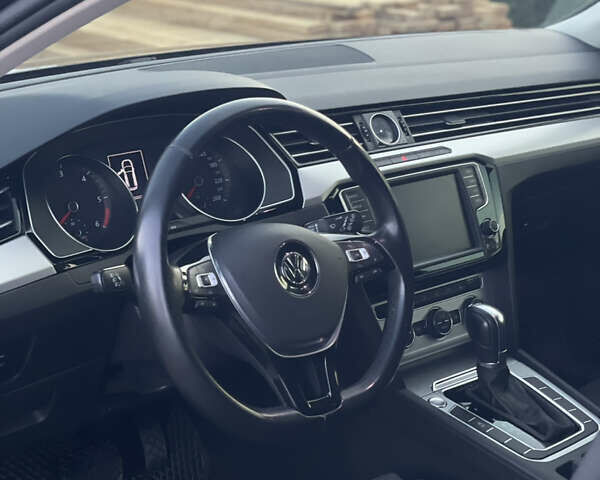 Черный Фольксваген Пассат, объемом двигателя 1.97 л и пробегом 254 тыс. км за 15800 $, фото 20 на Automoto.ua