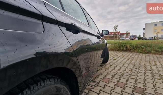 Черный Фольксваген Пассат, объемом двигателя 1.97 л и пробегом 255 тыс. км за 15000 $, фото 13 на Automoto.ua