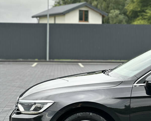 Черный Фольксваген Пассат, объемом двигателя 1.6 л и пробегом 250 тыс. км за 13500 $, фото 10 на Automoto.ua