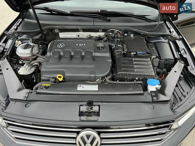 Чорний Фольксваген Пассат, об'ємом двигуна 1.97 л та пробігом 215 тис. км за 15000 $, фото 30 на Automoto.ua
