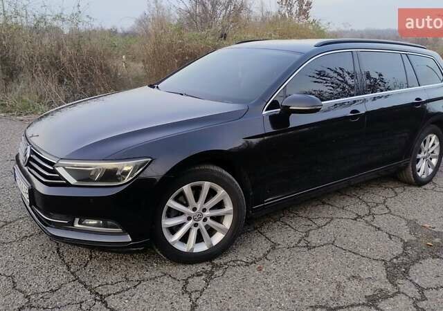 Черный Фольксваген Пассат, объемом двигателя 2 л и пробегом 243 тыс. км за 14499 $, фото 5 на Automoto.ua