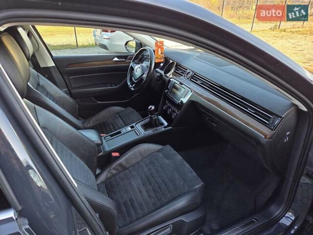 Черный Фольксваген Пассат, объемом двигателя 1.97 л и пробегом 289 тыс. км за 14400 $, фото 29 на Automoto.ua